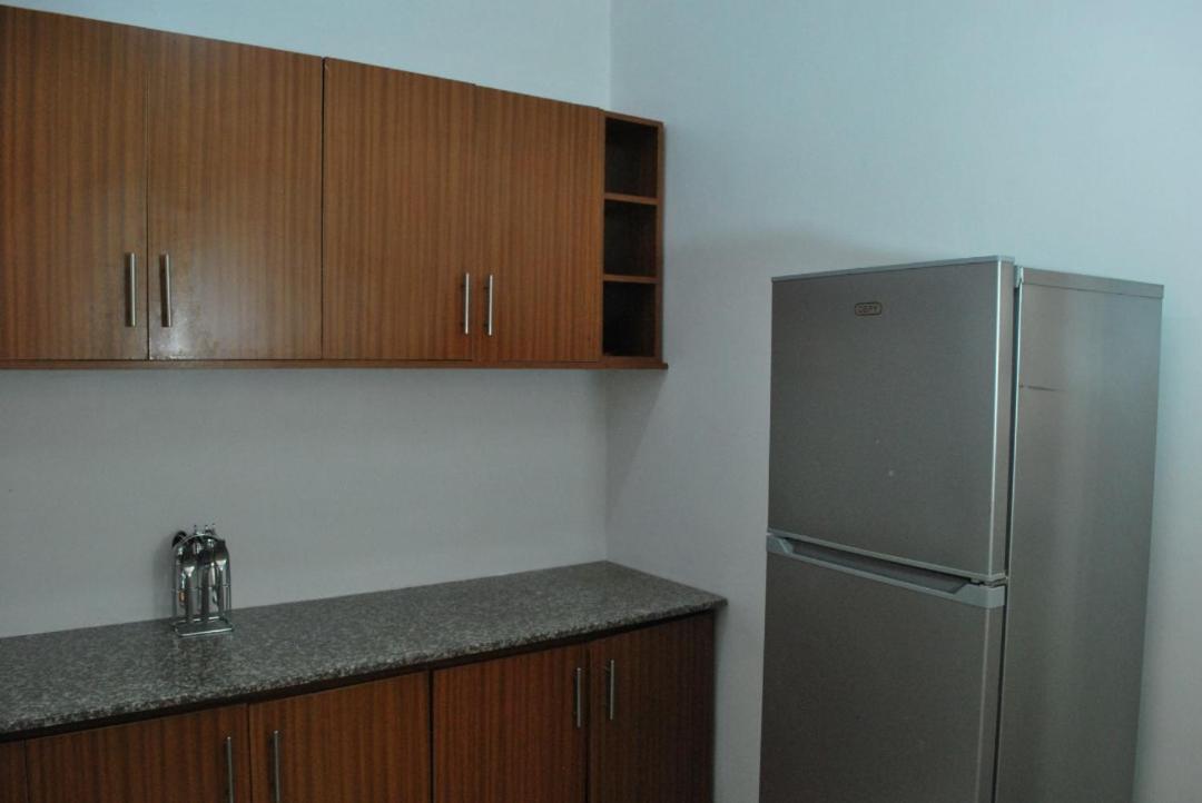 Jacuzzi City Home Kampala Esterno foto